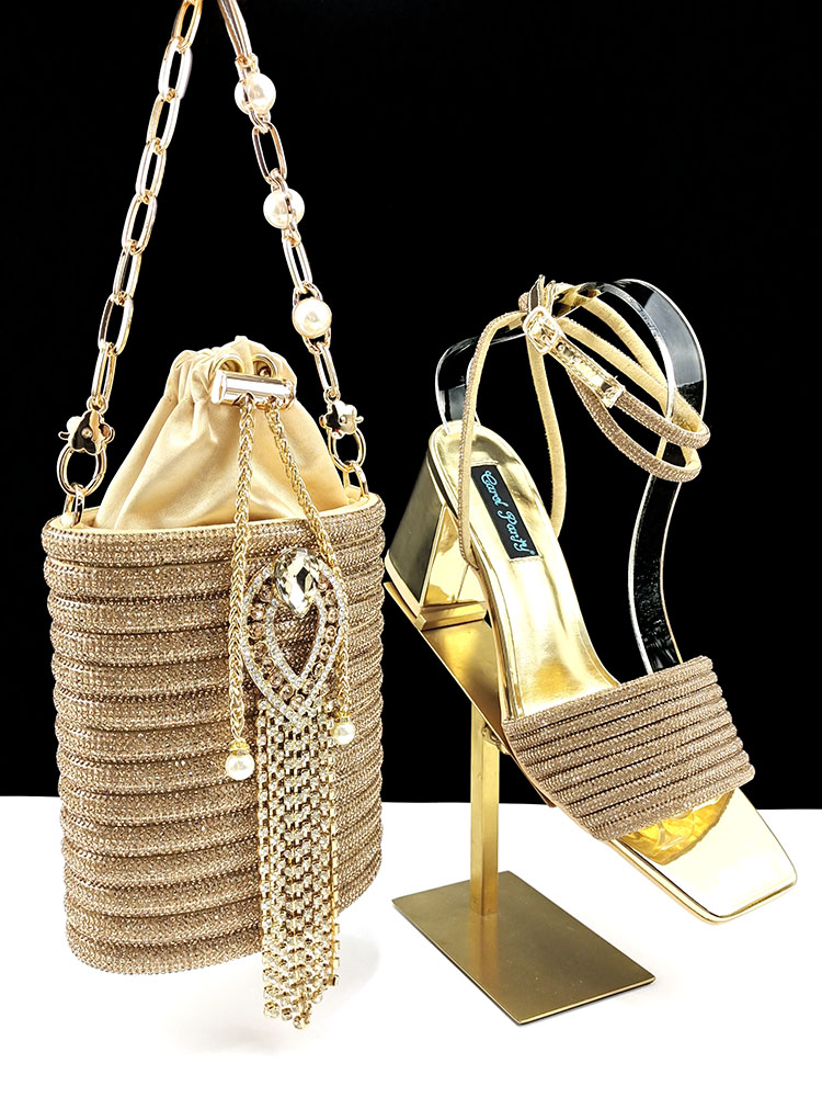 Sandálias e Bolsa Femininas em - Women Bags For Wedding avaliação e preço